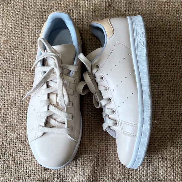 adidas Shoes - Adidas Stan Smith, Tan / White, Size 5.5 (fits like 6.5)